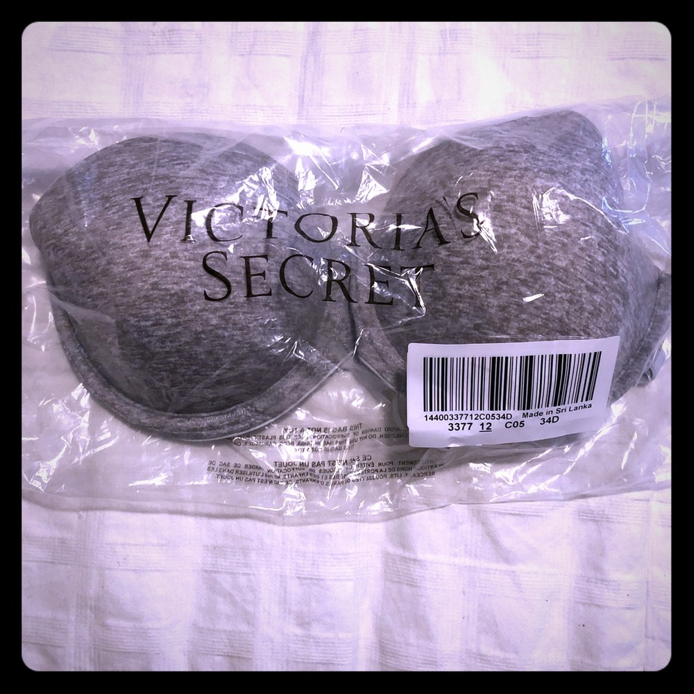 Victoria’s Secret Bra NWT! Still sealed!